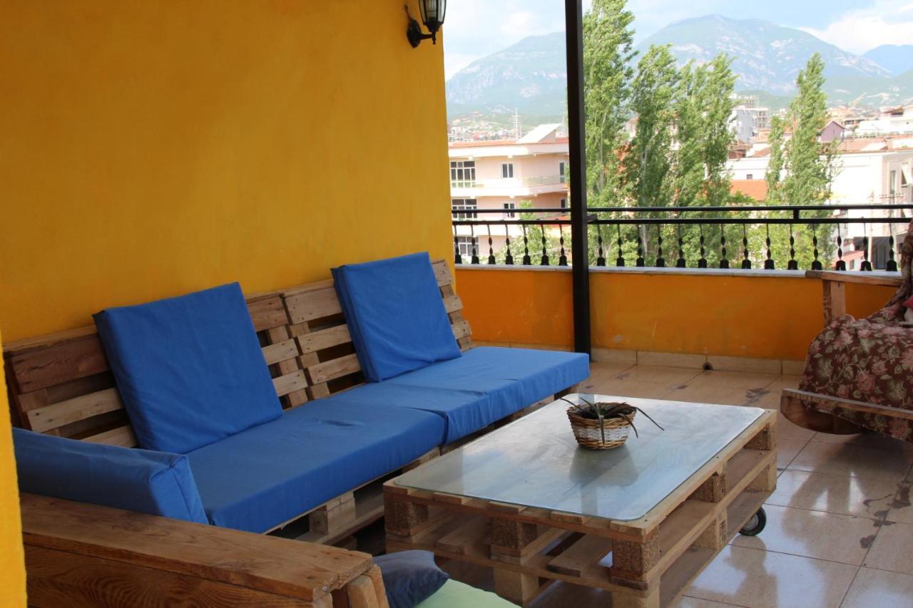 Cozy Big Apartment With Balcony Tirana Exterior foto